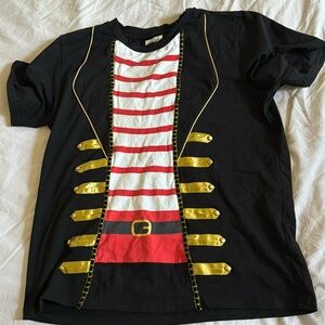 Taylor Joelle Pirate shirt size L